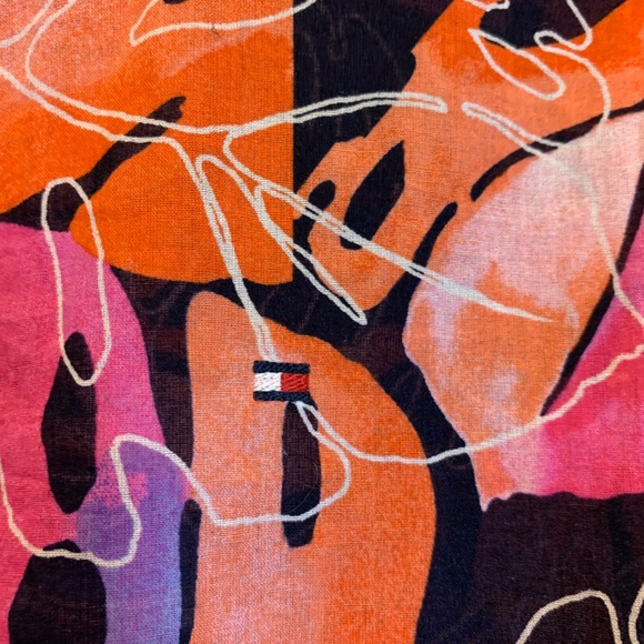 Tommy Hilfiger – Floral Print Short Sleeve Top - Medium - Picture 5 of 5